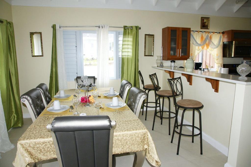 Villa @ The Palms Priory Extérieur photo
